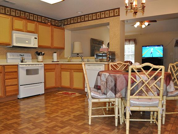 2nd image of 6768 La Christa Way