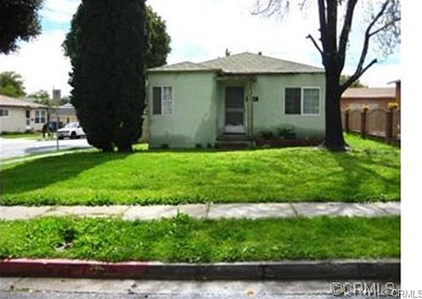 1st image of 1044 E 66th St