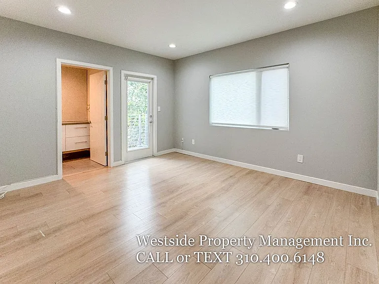 1823 N Van Ness Ave — Photo 28
