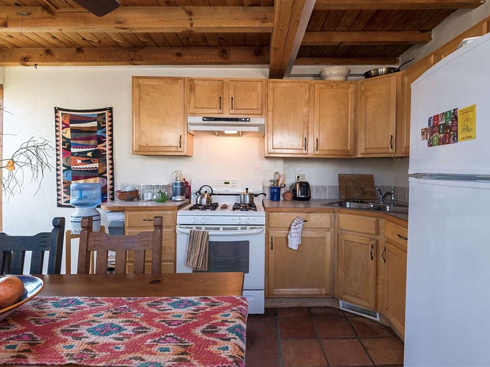 Casita Kitchen 2_06102021