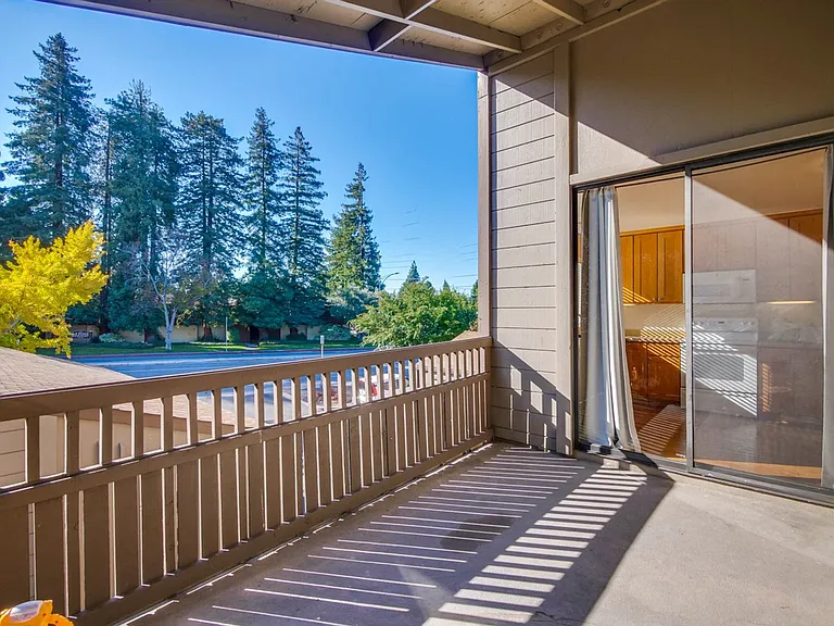 2040 W Middlefield Rd #2 — Photo 8