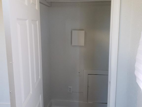 3rd image of 3314 3rd Ave #B
