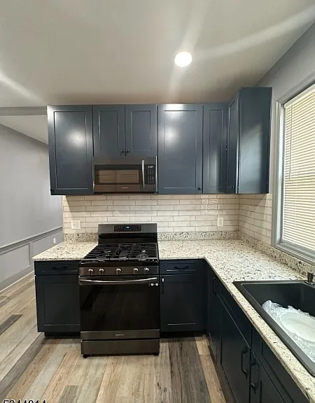 96-98 Goldsmith Ave #2 — Photo 9