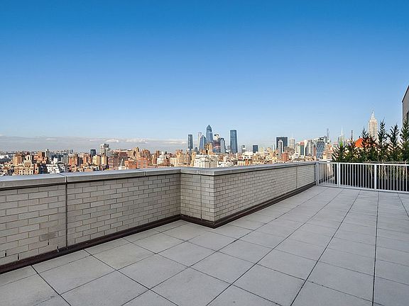 5th image of 2 5th Ave Unit Pha