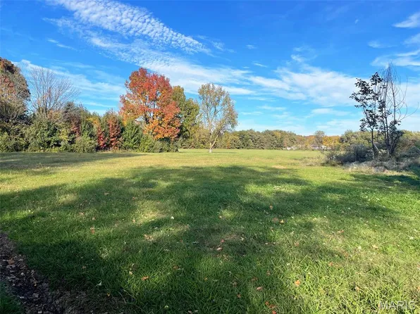 13284 Michigan Ln, Dexter, MO 63841