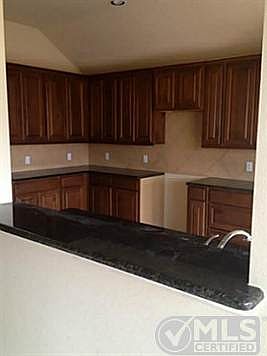 4th image of 103 Foxwood Ln