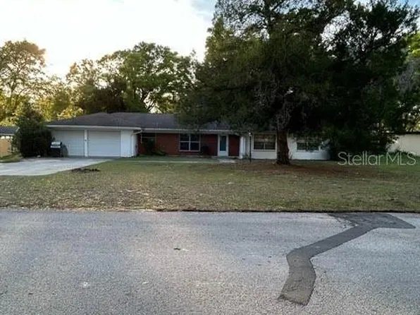 4931 Flamingo Ln, Dade City, FL 33523