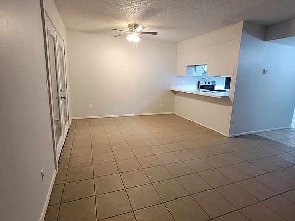 2nd image of 1831 N Spg APT 101