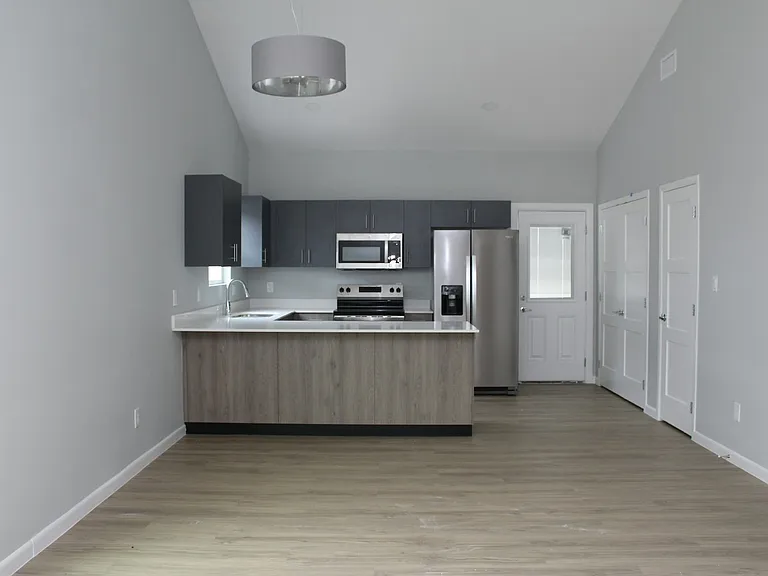 2608 Mockingbird Rd #3 — Photo 6