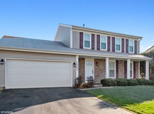 1203 Brookstone Dr, Carol Stream, IL 60188