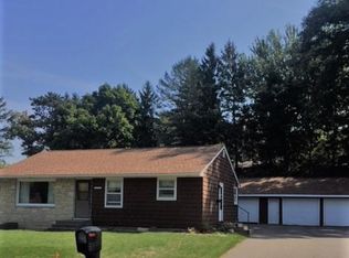 1543 Poplar Dr, Red Wing, MN 55066