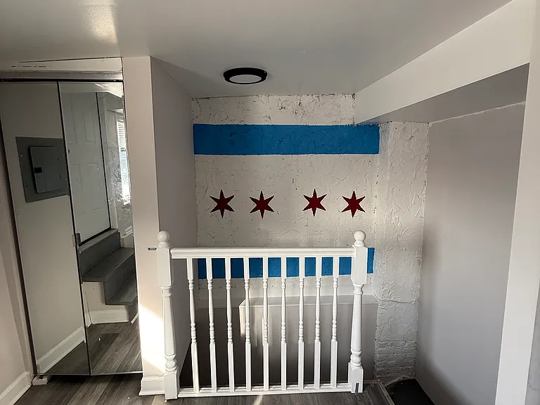 3004-06 S Archer Ave S #4FE — Photo 3