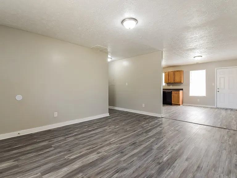 1267 Old Conley Rd — Photo 3