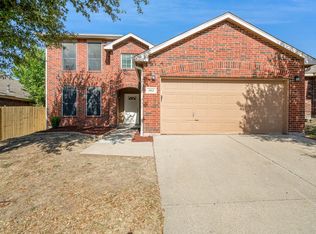 4813 Barnhill Ln, Fort Worth, TX 76135