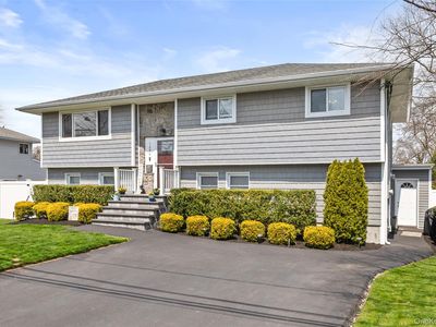 1299 Madison Avenue, West Islip, NY, 11795
