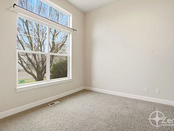 3rd image of 15205 NE 102nd Way
