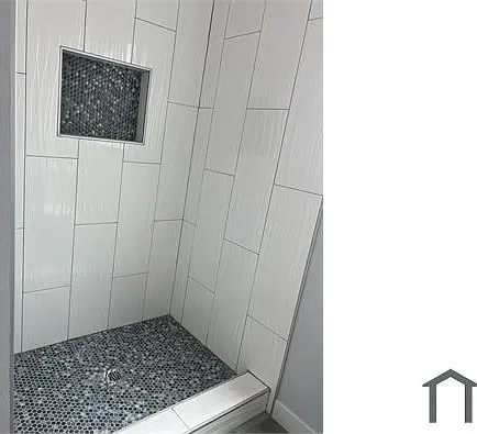 421 S Boyle Ave — Photo 13