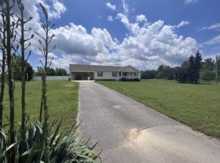 79 Moore Rd, Summertown, TN 38483