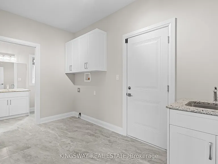 7275 Lionshead Ave E — Photo 11