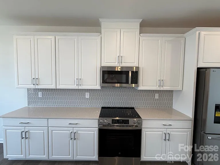 2143 Hawksworth Ln — Photo 25
