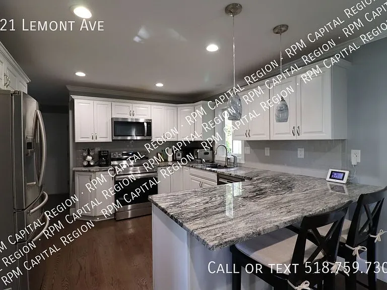121 Lemont Ave — Photo 8