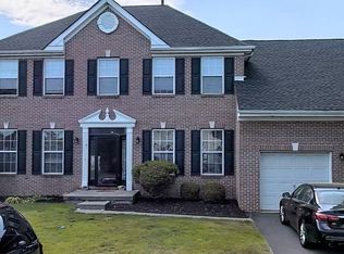 7 Equine Run, Burlington, NJ 08016