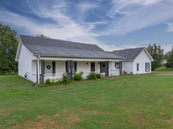 248 Silverthorn Way, Cedartown, GA 30125