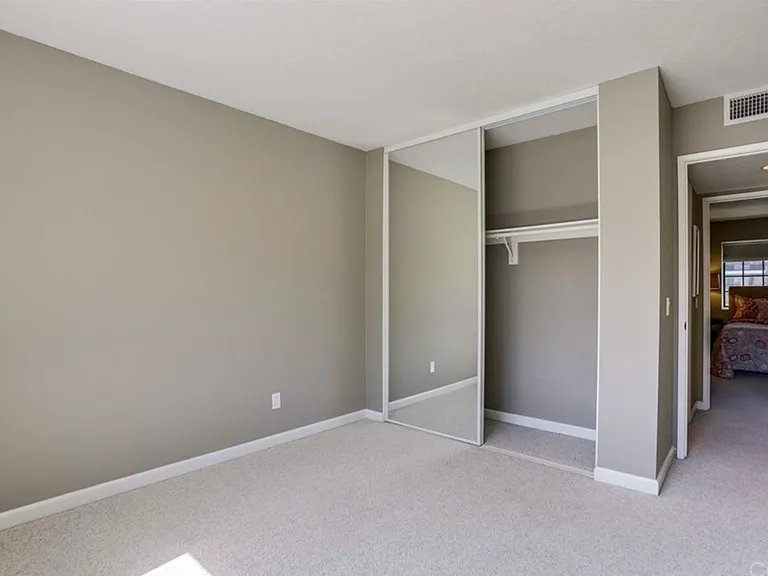 2620 Huntington Dr #F — Photo 8