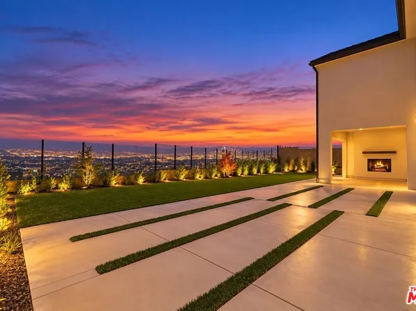 20348 W Marlow Ln, Northridge, CA 91326
