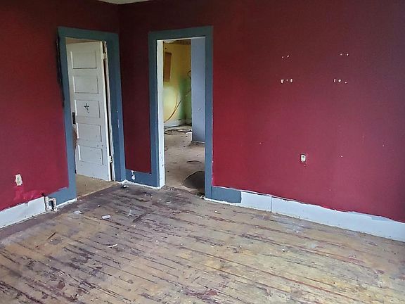 2nd image of 315 N Butler St