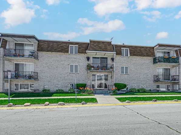 18224 Wentworth Ave APT 2, Lansing, IL 60438