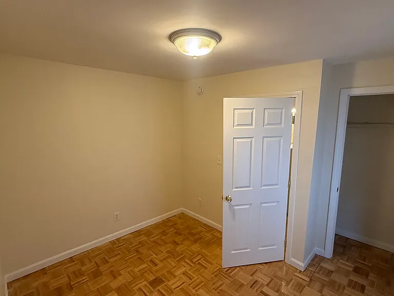 183 Center St — Photo 14