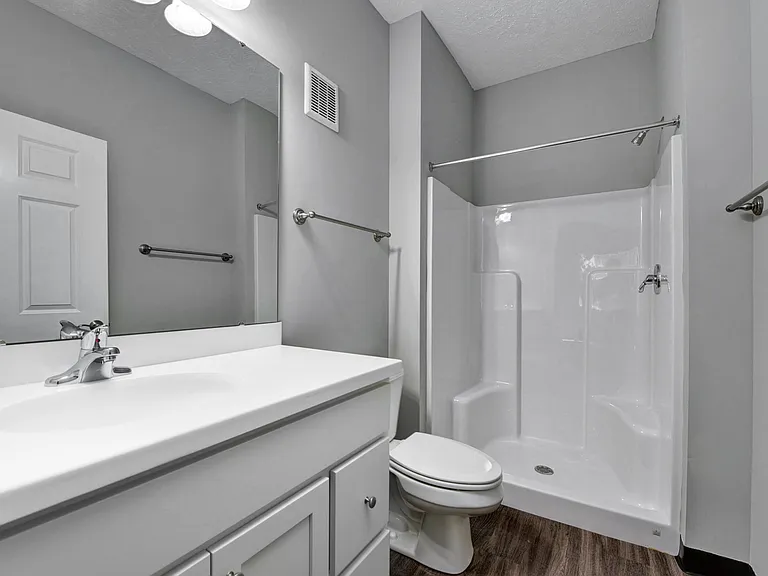 Aquamarine Apartments — Photo 88