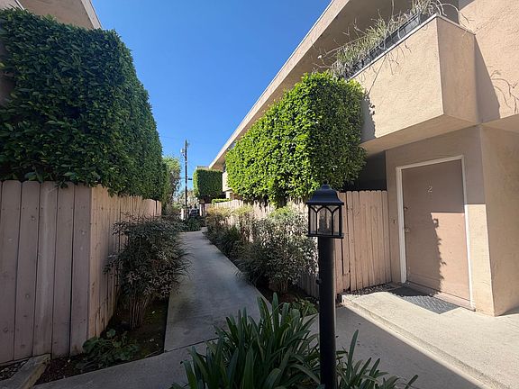 4th image of 3629-3635 Vinton Ave #2908