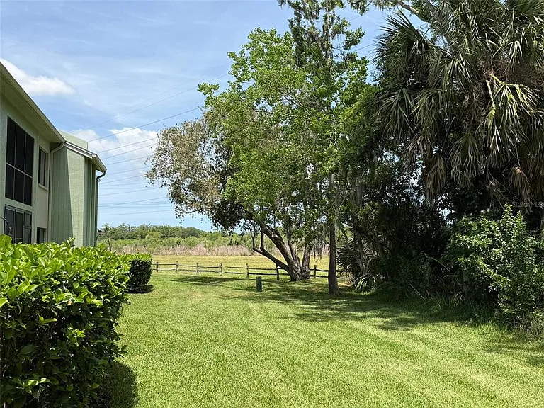 109 Nancy Dr — Photo 23