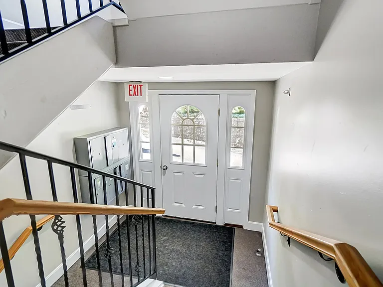 2700 University Ct. — Photo 6