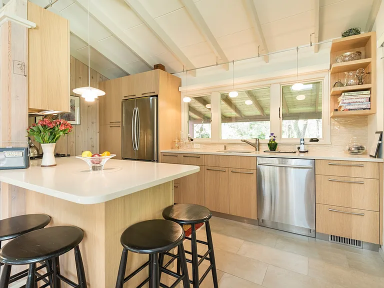 1 Gegan Dr — Photo 4