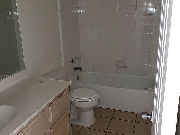 4th image of 408 E Ulex Ave APT 3