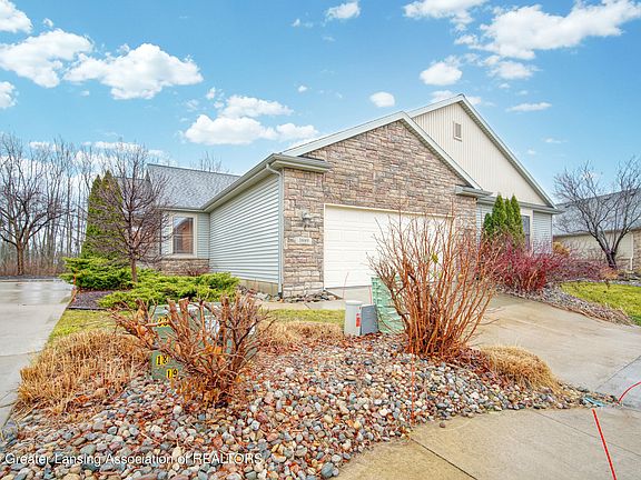 4th image of 3889 Sierra Hts #5