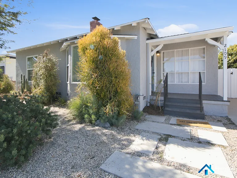 2109 W Monterey Ave — Photo 1