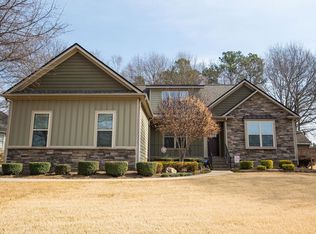 110 Coal Creek Dr, Boiling Springs, SC 29316