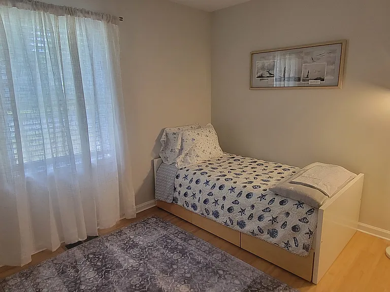 112 Betts St — Photo 21