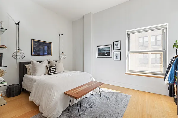 Rented by Compass | media 14