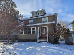 809 N Main St, Ishpeming, MI 49849