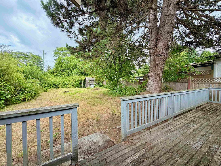 13475 Hilton Rd — Photo 13