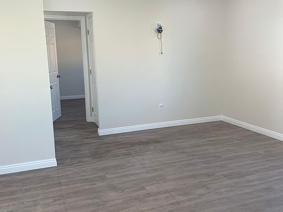 5th image of 6533 Santa Fe Ave