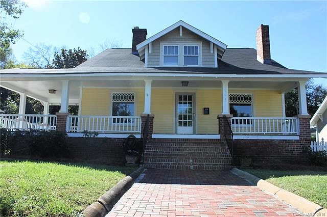 1st image of 104 Poplar St