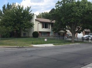 820 W Potomac Dr, Murray, UT 84123
