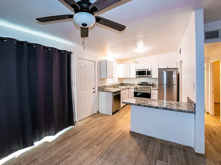 228 N Campbell Ave #228 — Photo 4