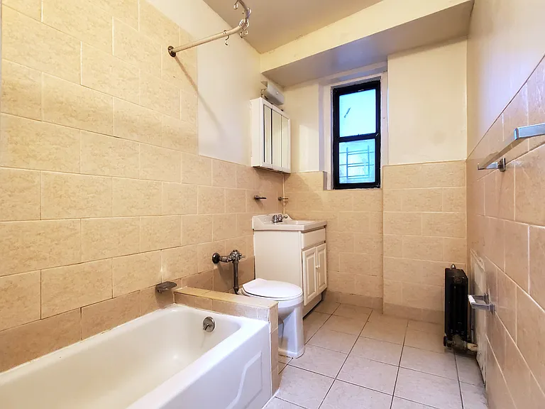 590 Ocean Ave #1G — Photo 6